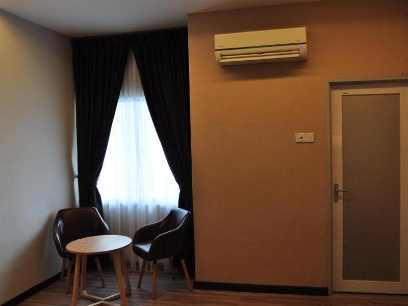 Frazel Inn Hotel Parit Buntar Zewnętrze zdjęcie