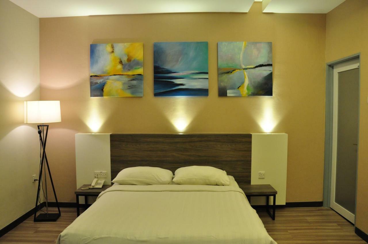 Frazel Inn Hotel Parit Buntar Zewnętrze zdjęcie