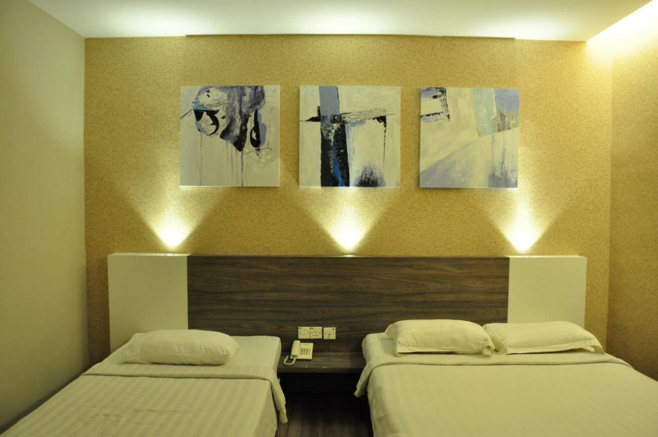 Frazel Inn Hotel Parit Buntar Zewnętrze zdjęcie