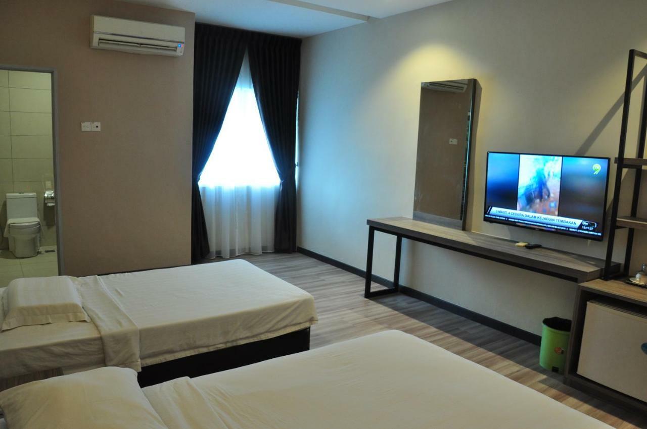 Frazel Inn Hotel Parit Buntar Zewnętrze zdjęcie