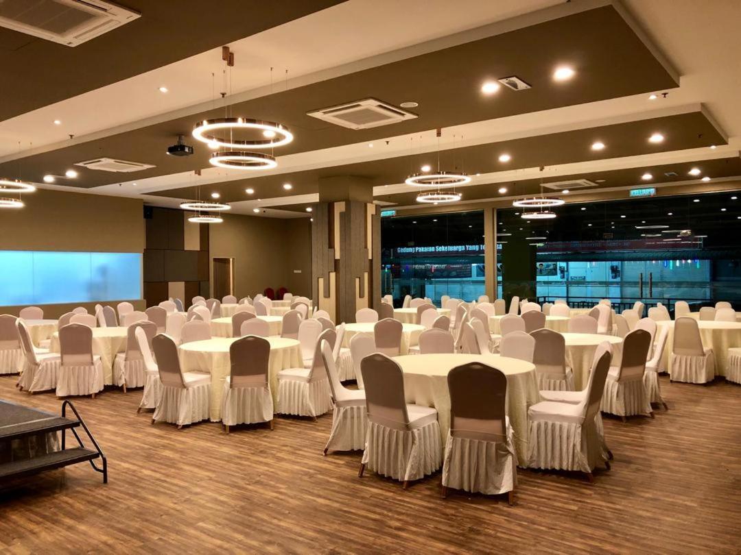 Frazel Inn Hotel Parit Buntar Zewnętrze zdjęcie