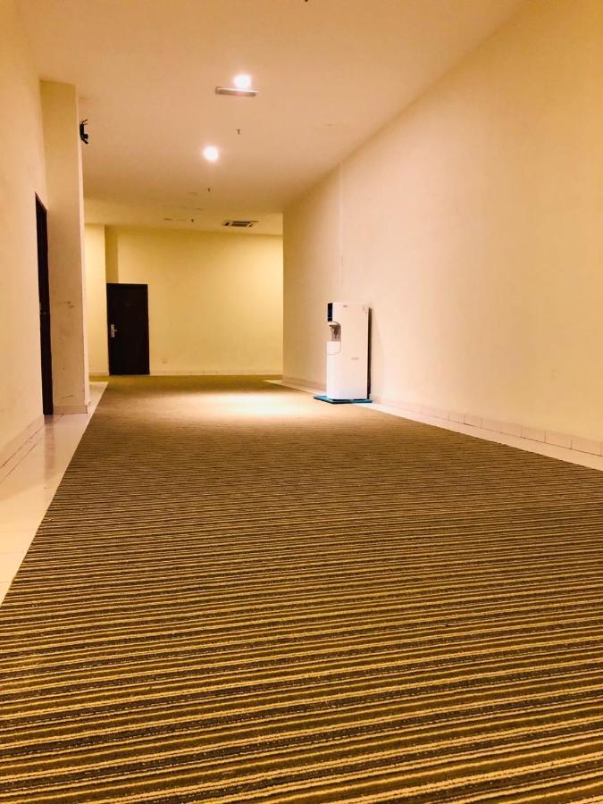 Frazel Inn Hotel Parit Buntar Zewnętrze zdjęcie